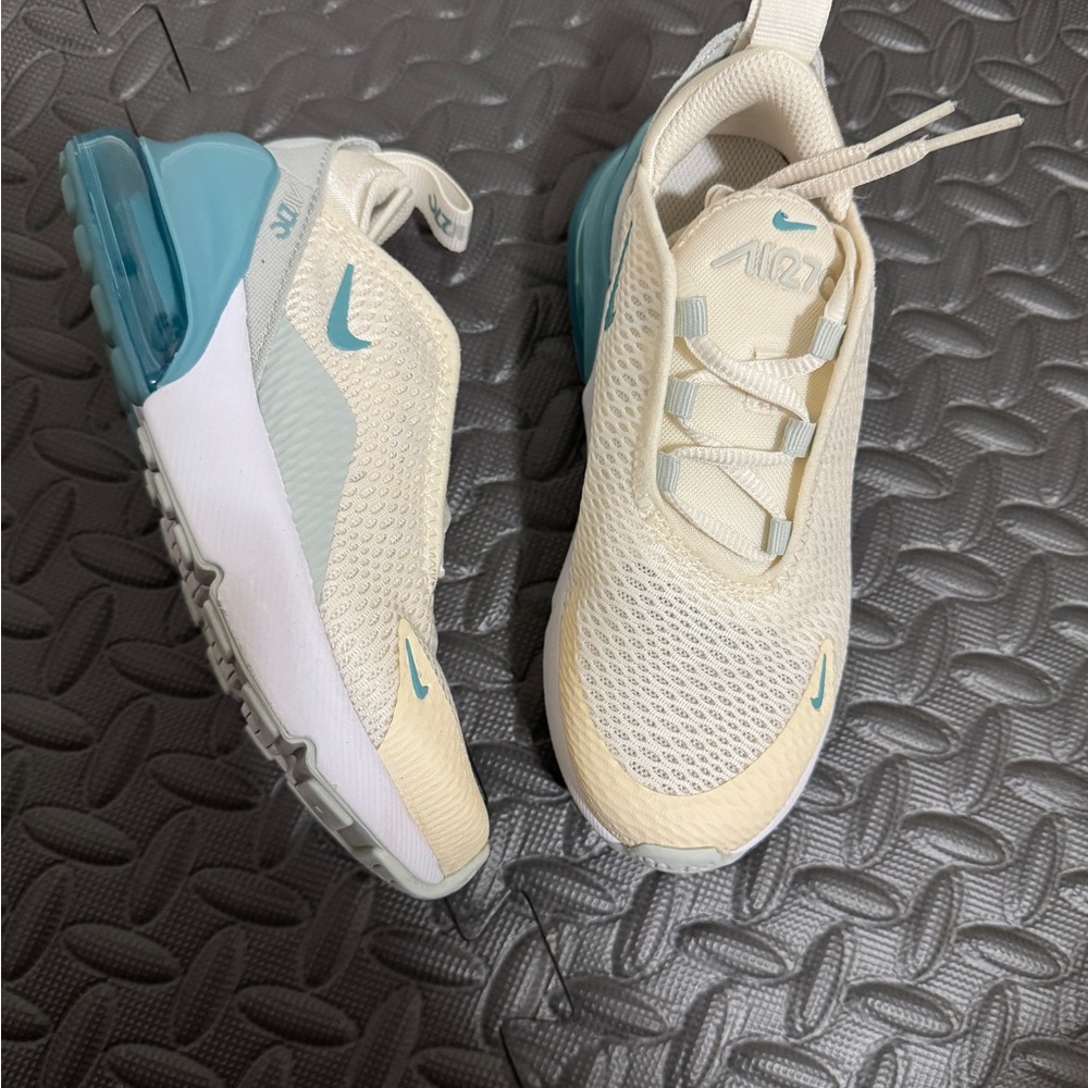 Nike Air Max 270